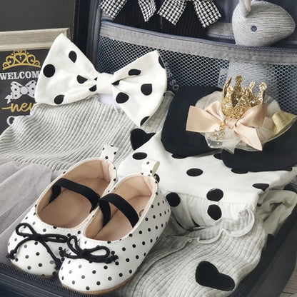 Queen Baby Gift Set in Keepsake Suitcase