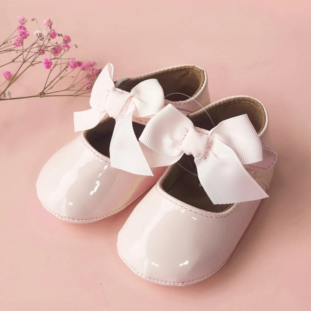 Duchess Baby Gift Set in Keepsake Suitcase
